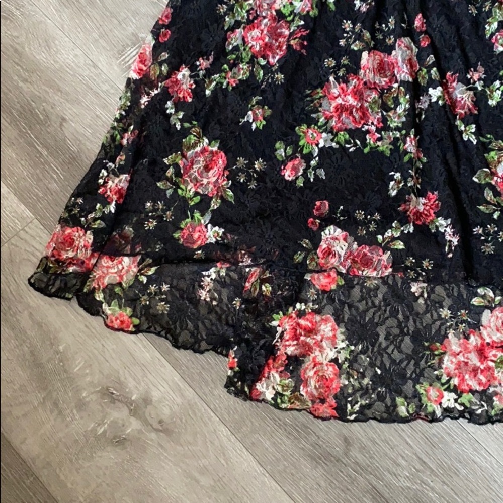 No Boundaries Sleeveless Floral Dress - Picture 3 of 5